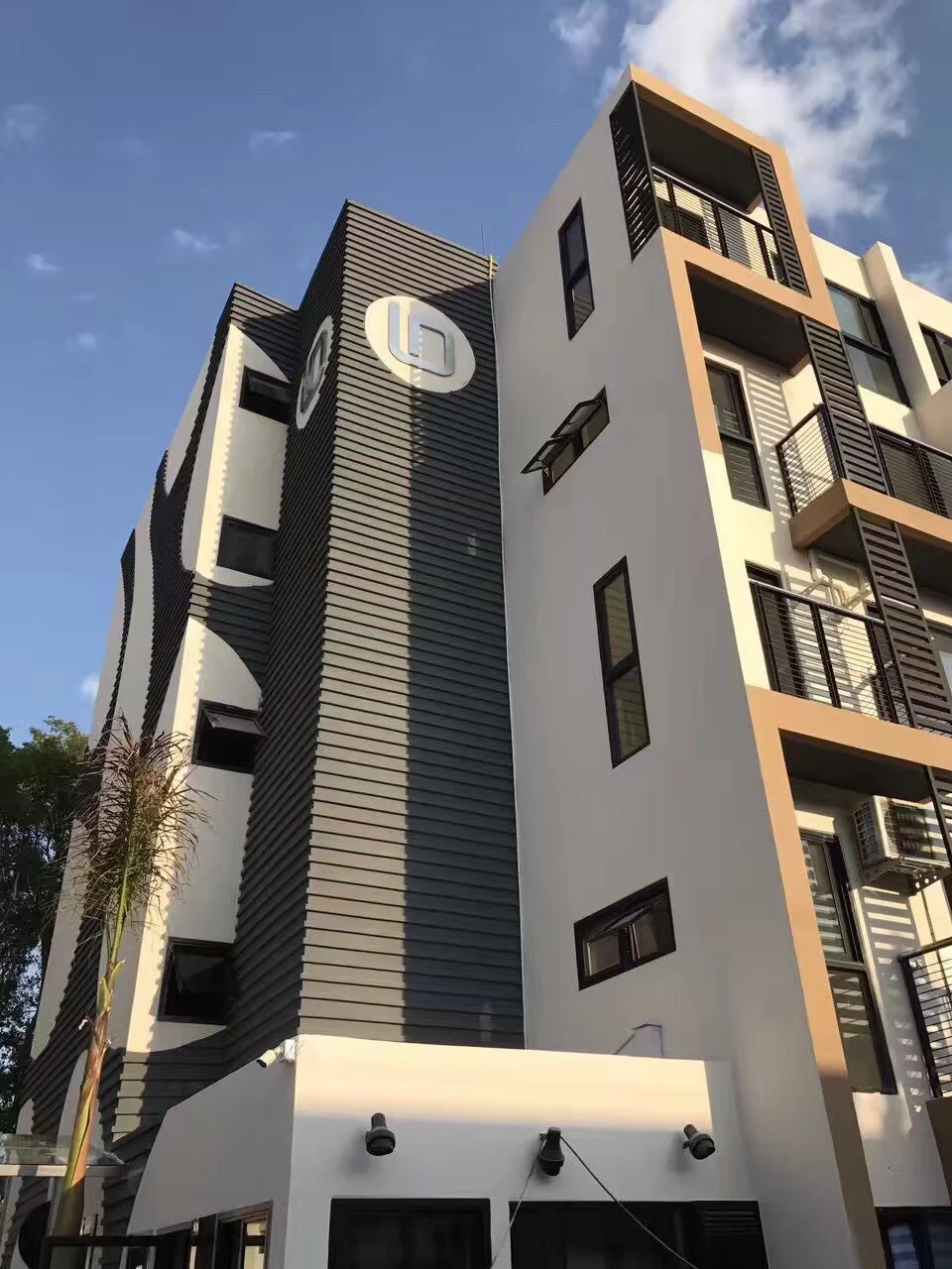 Cube Condo