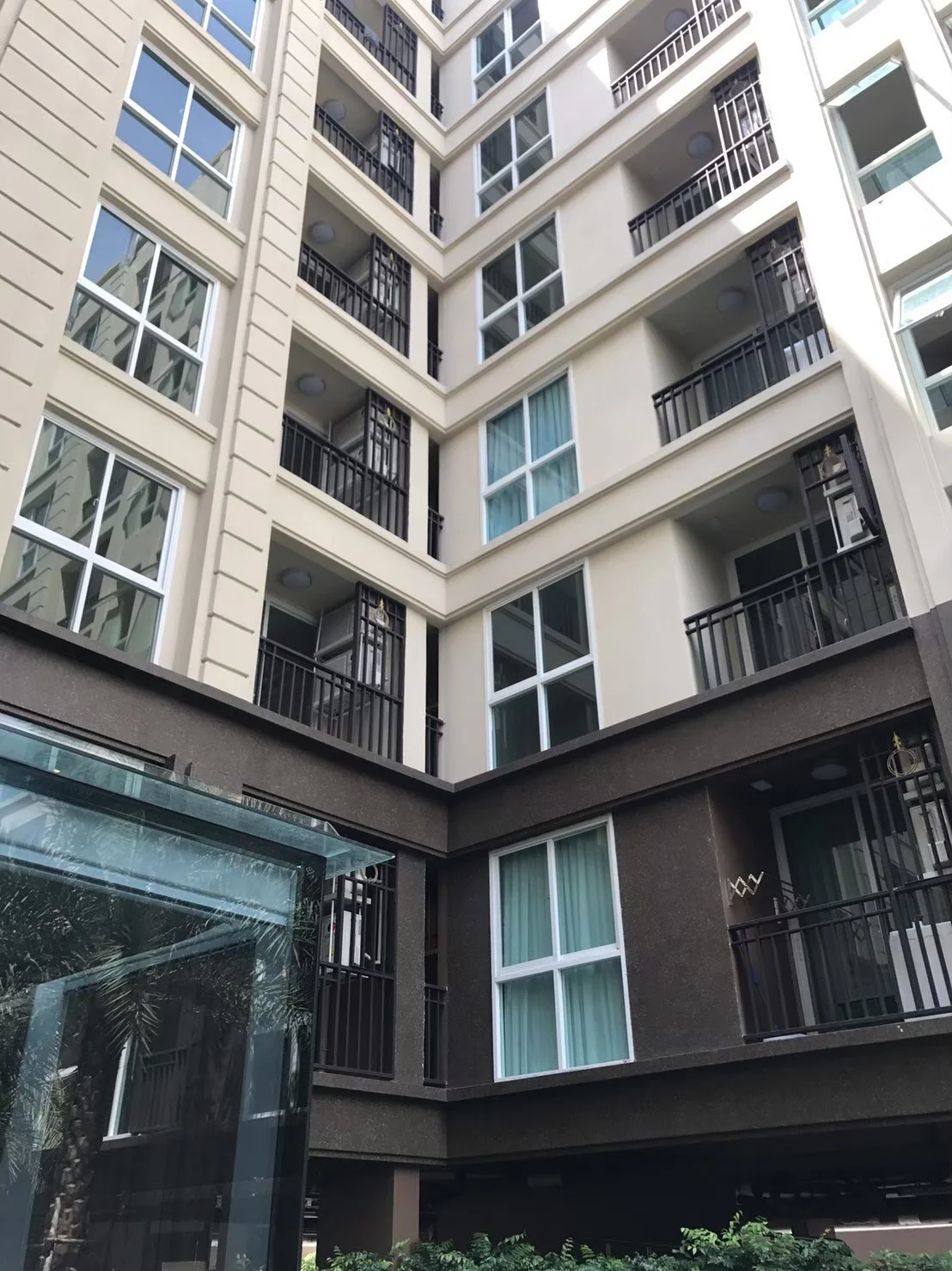 The Light New York Condominium